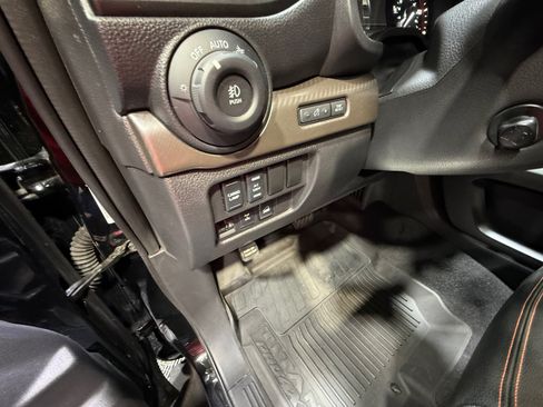 Certified 2024 Nissan Titan PRO-4X w/ Pro-4x Convenience Package AWD/4WD image 12