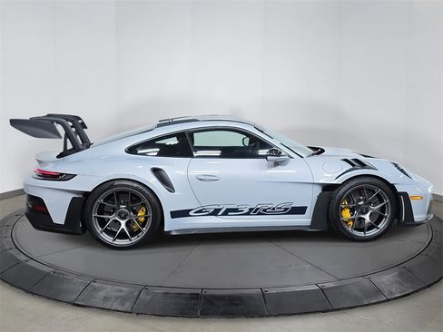Used 2025 Porsche 911 GT3 RS image 8