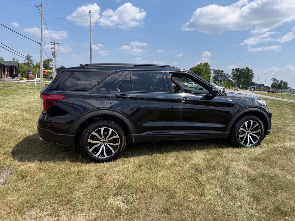 Certified 2023 Ford Explorer ST-Line w/ Class IV Trailer Tow Package AWD/4WD image 10