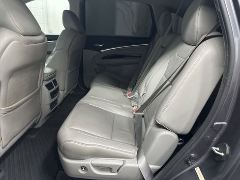 Used 2017 Acura MDX FWD image 23