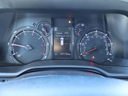 Used 2022 Toyota 4Runner SR5 Premium image 12