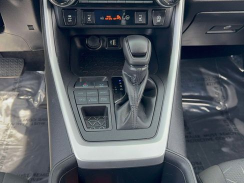 Certified 2024 Toyota RAV4 XLE w/ Convenience Package image 20