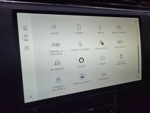 New 2026 Land Rover Range Rover SE image 32