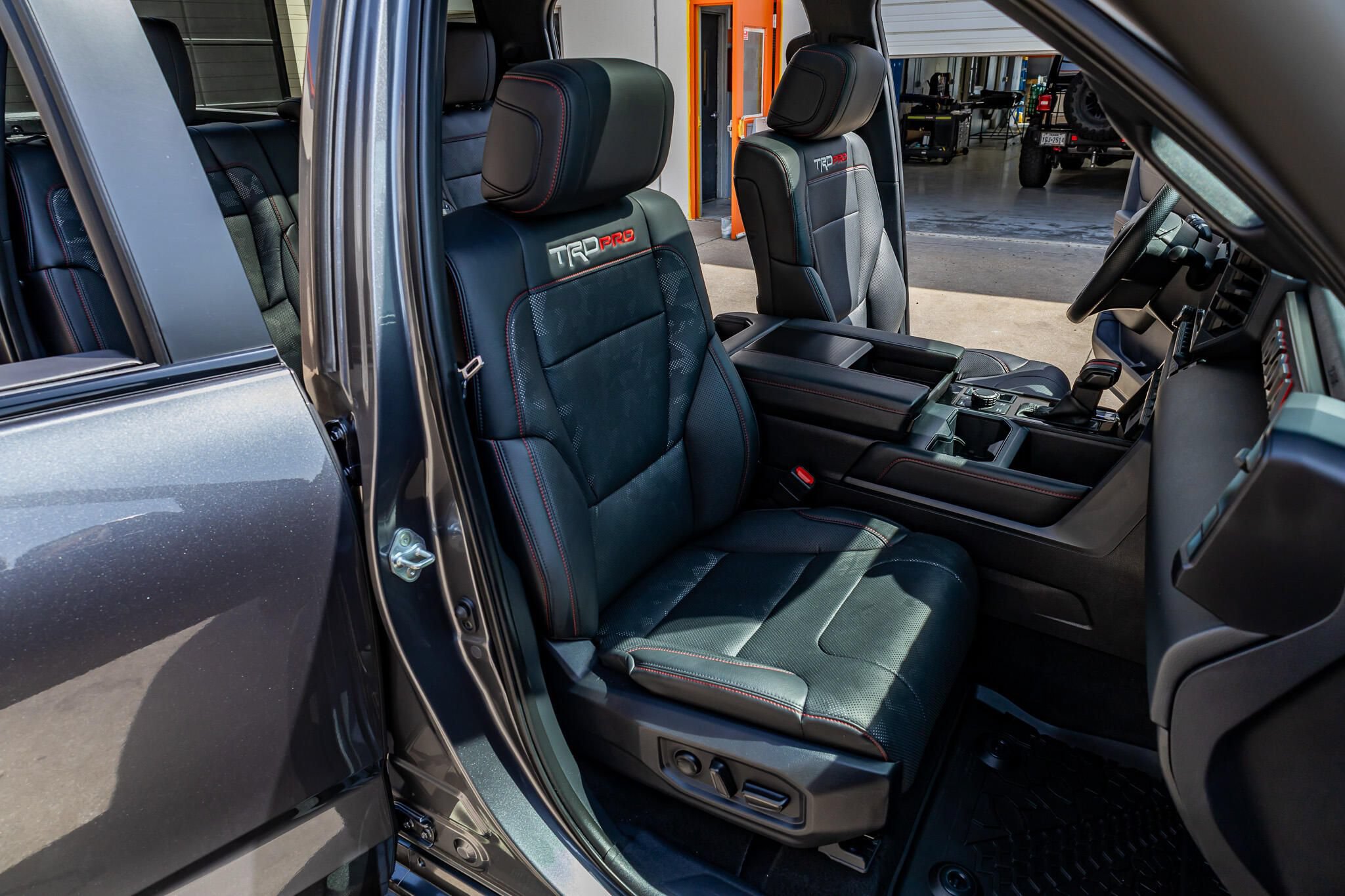 Used 2024 Toyota Tundra TRD Pro AWD/4WD image 33