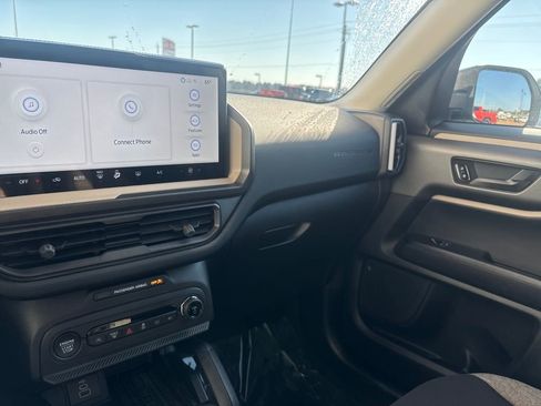 Used 2025 Ford Bronco Sport Big Bend image 14