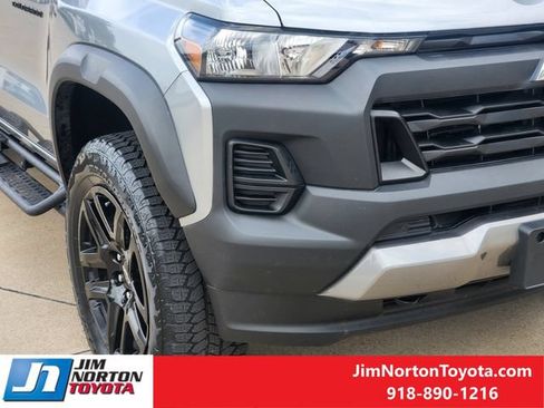Used 2025 Chevrolet Colorado Trail Boss AWD/4WD image 10