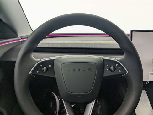 Used 2024 Tesla Model 3 RWD image 17