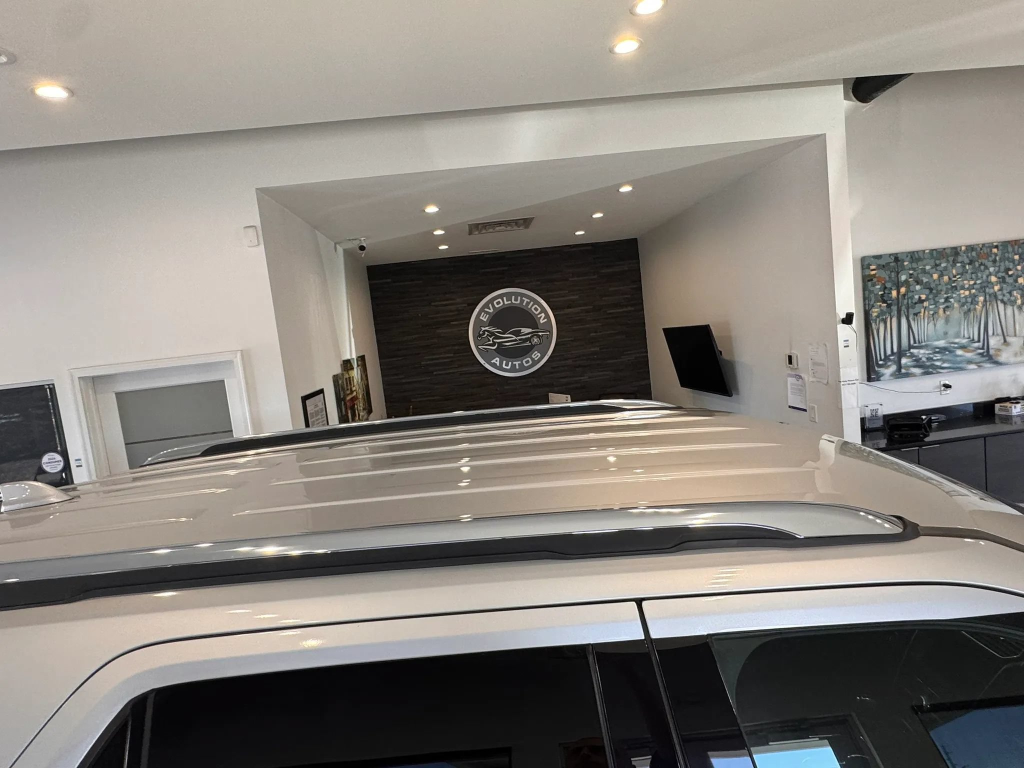 Used 2017 Ford Explorer Limited FWD image 18