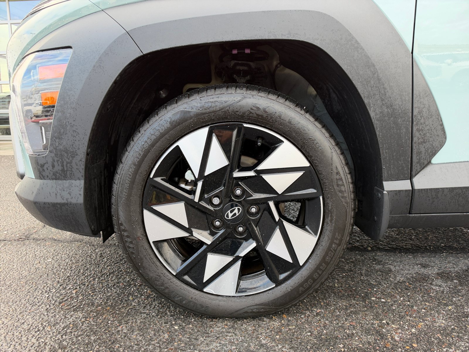 Used 2024 Hyundai Kona SEL AWD/4WD image 26
