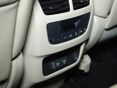 Used 2020 Acura MDX SH-AWD w/ Technology Package image 16