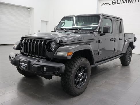 Used 2023 Jeep Gladiator Sport AWD/4WD image 7