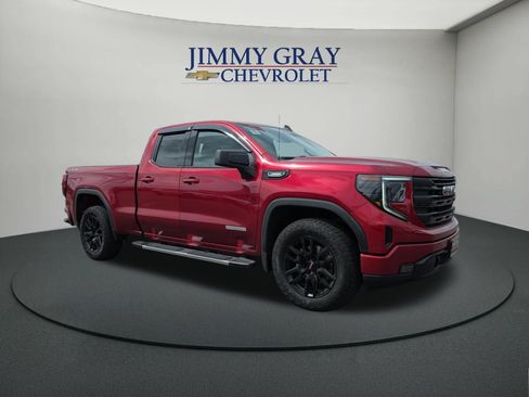 Used 2024 GMC Sierra 1500 Elevation AWD/4WD image 7