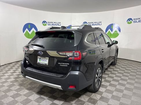 Used 2024 Subaru Outback Touring AWD/4WD image 7