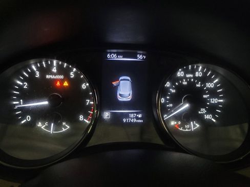 Used 2018 Nissan Rogue Sport SV image 23