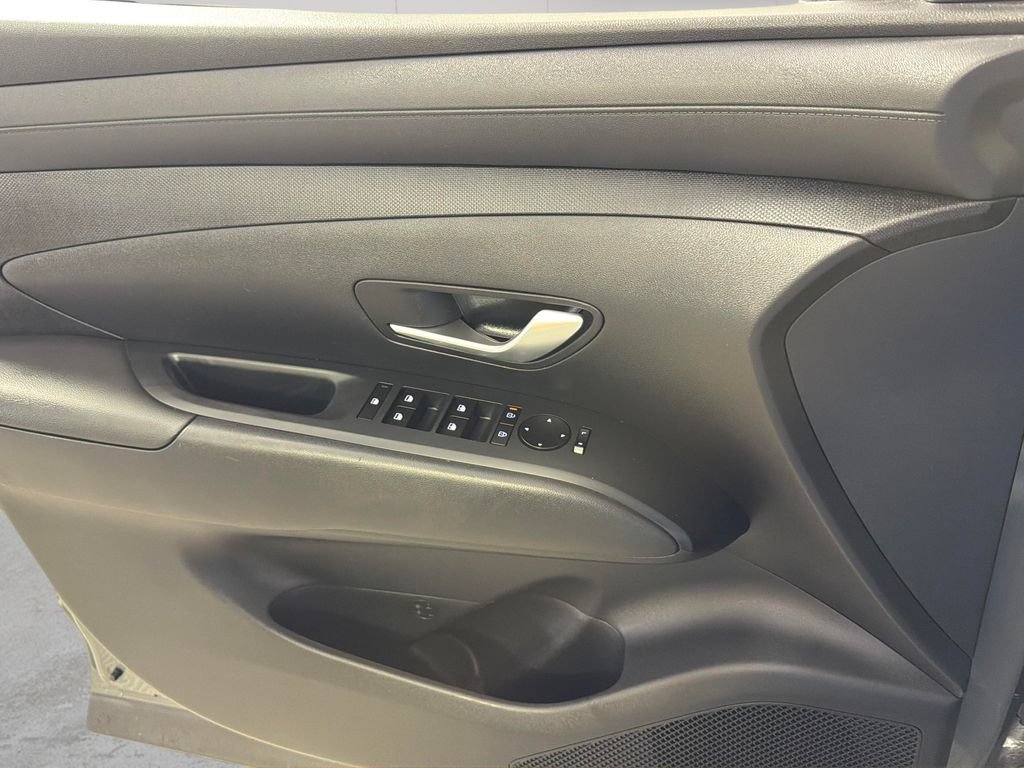Used 2025 Hyundai Tucson SEL FWD image 26