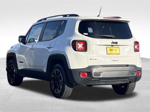 Used 2023 Jeep Renegade Latitude image 7