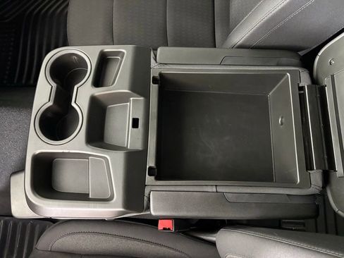 Used 2025 Chevrolet Silverado 2500 Custom w/ Custom Value Package image 36