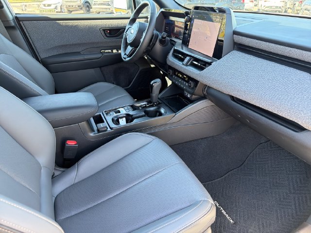 Used 2026 Subaru Outback Limited AWD/4WD image 24