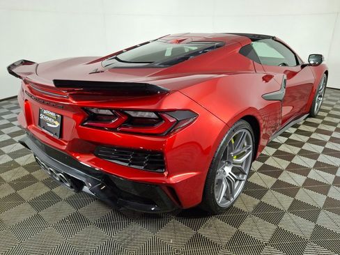 Used 2024 Chevrolet Corvette Z06 image 13