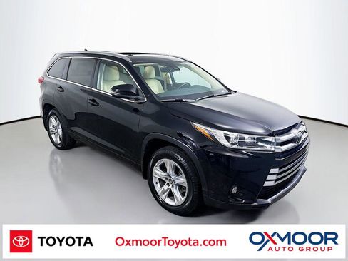 Used 2017 Toyota Highlander Limited image 1