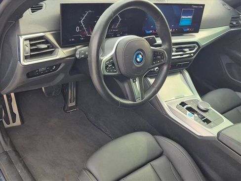 Used 2024 BMW i4 eDrive35 w/ M Sport Package RWD image 2