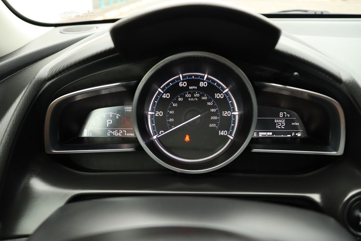 Used 2020 Toyota Yaris XLE FWD image 29