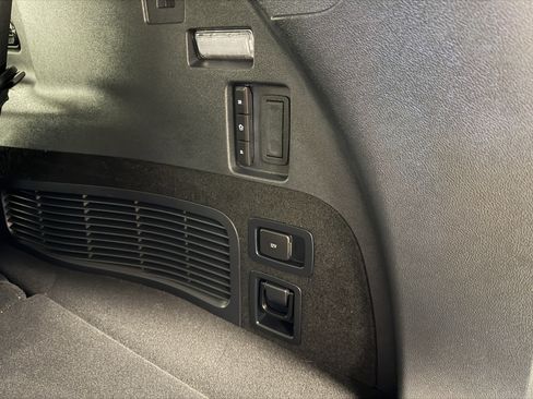 Used 2025 Lincoln Aviator Reserve w/ Equipment Group 201A image 28