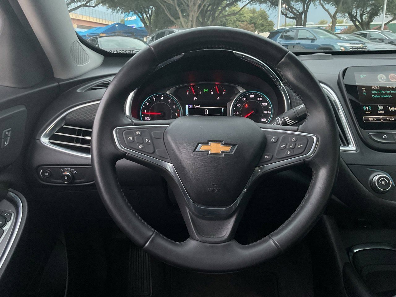 Used 2018 Chevrolet Malibu LT FWD image 26