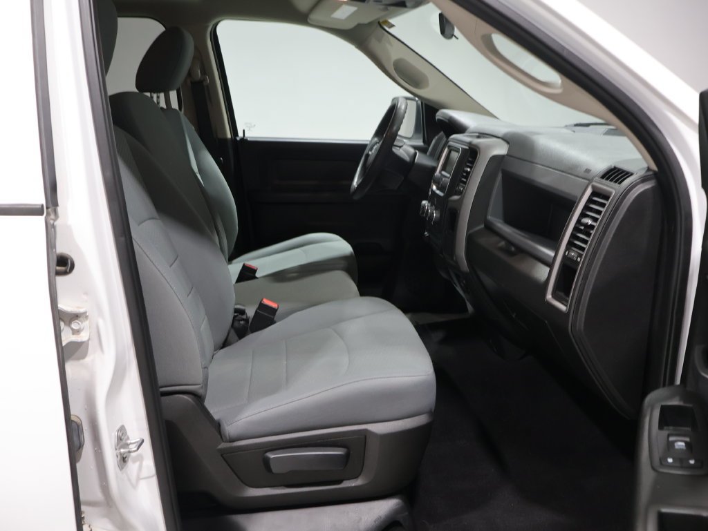 Used 2019 RAM 1500 Express AWD/4WD image 21