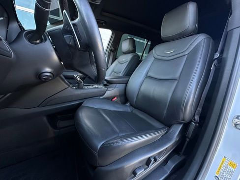 Used 2023 Cadillac XT6 Sport w/ LPO, ONYX Package image 6