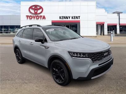 Used 2023 Kia Sorento S w/ Panoramic Sunroof Package