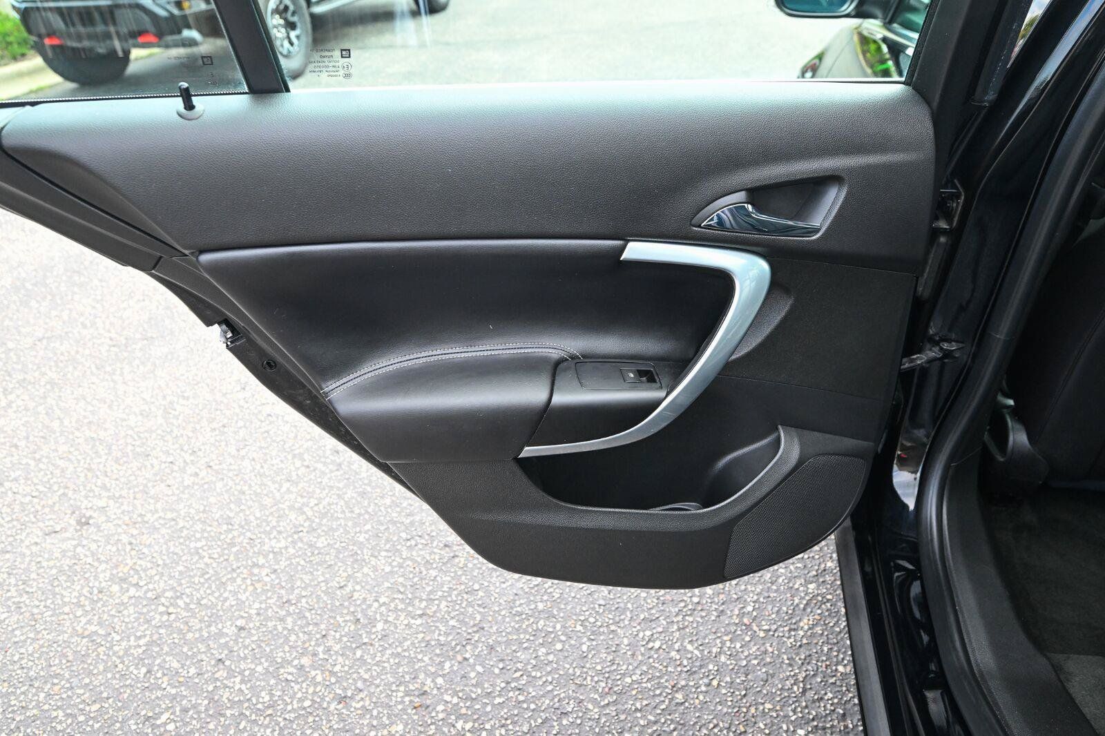 Used 2016 Buick Regal Premium FWD image 23