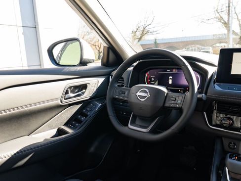 New 2026 Nissan Rogue Platinum w/ Platinum Premium Package AWD/4WD image 12