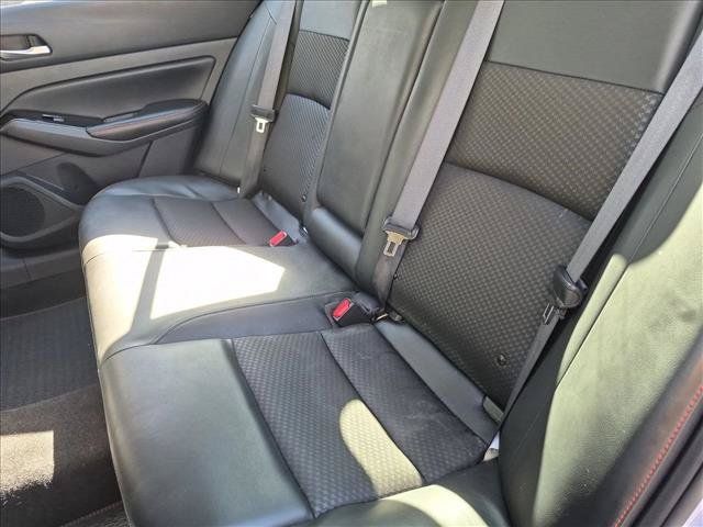 Used 2024 Nissan Altima 2.5 SR FWD image 17