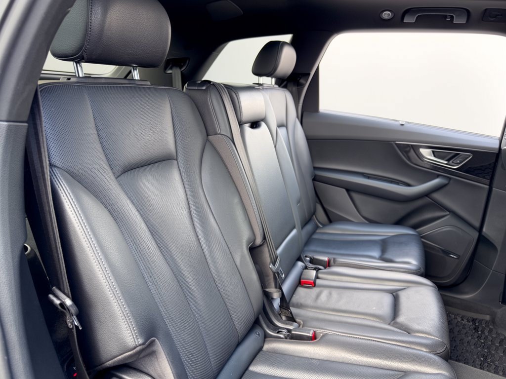 Used 2019 Audi Q7 3.0T Premium Plus AWD/4WD image 29