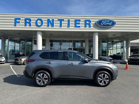 Used 2021 Nissan Rogue SV FWD image 1