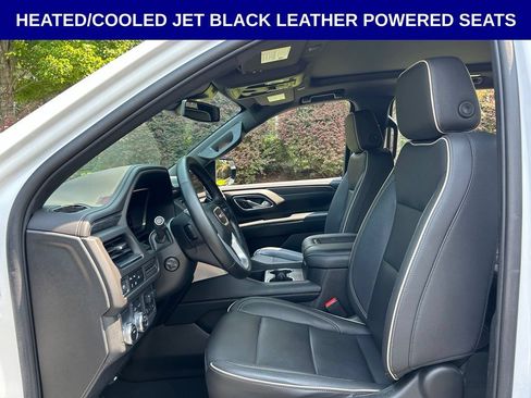 Used 2023 GMC Yukon XL SLT w/ SLT Premium Package RWD image 5
