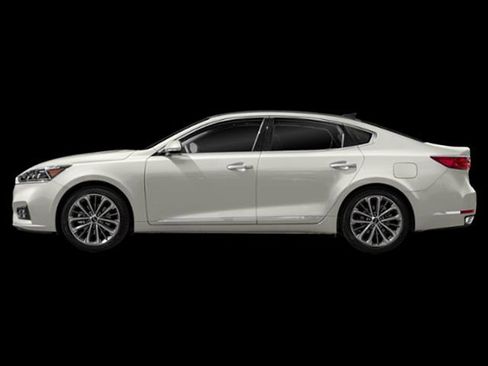 Used 2018 Kia Cadenza Premium w/ Luxury Package FWD image 37