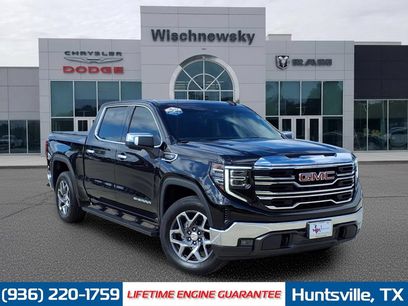 Used 2022 GMC Sierra 1500 SLT w/ SLT Convenience Package