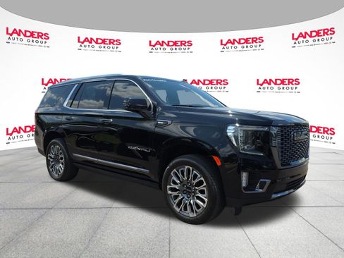 Used 2024 GMC Yukon Denali Ultimate AWD/4WD image 1