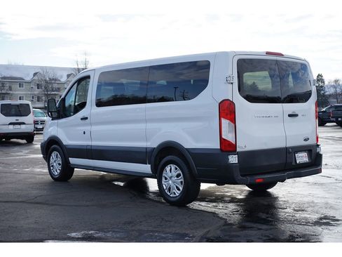Used 2015 Ford Transit 150 XLT image 5