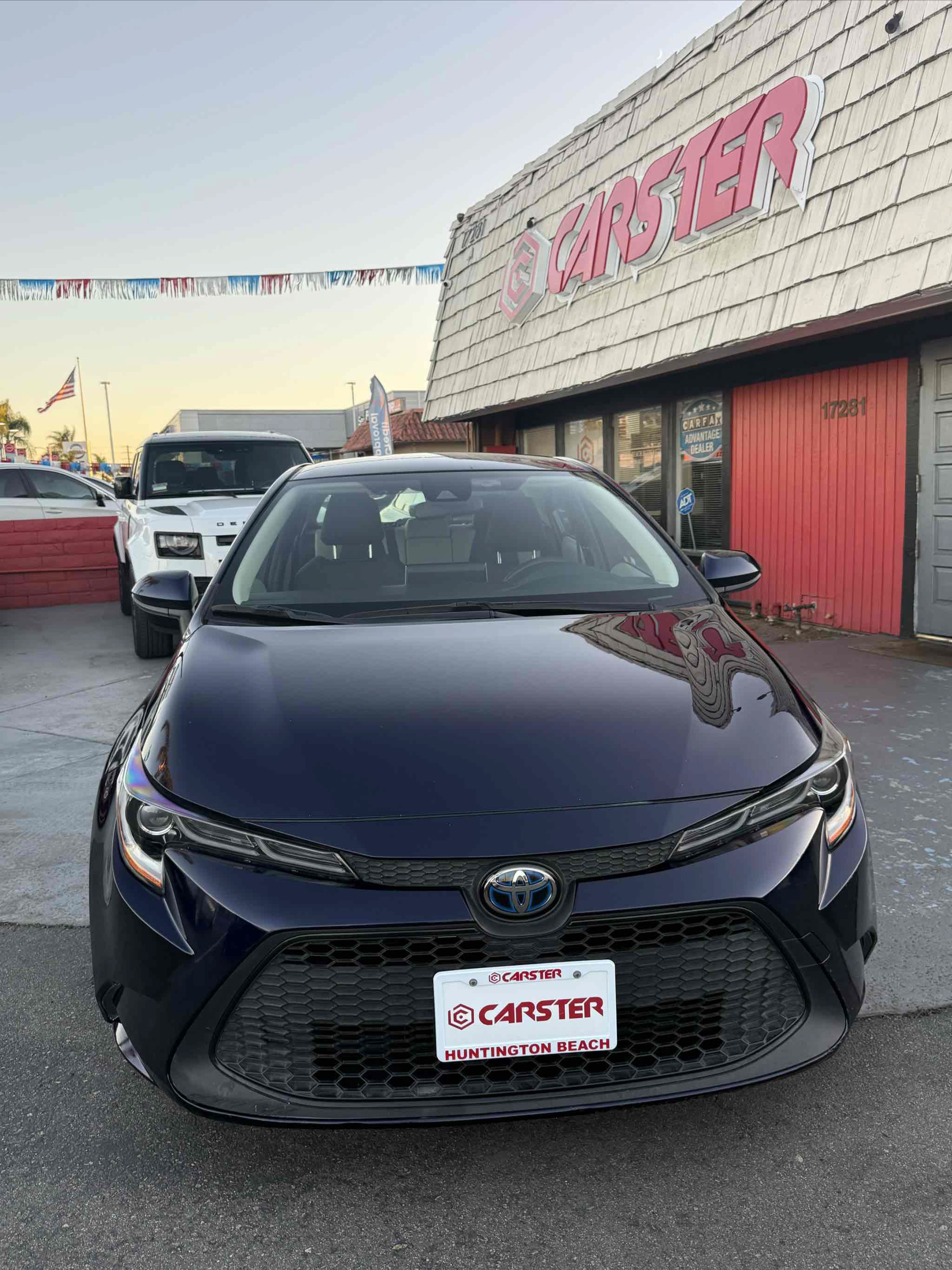 Used 2020 Toyota Corolla LE FWD image 4