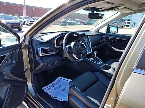 Certified 2025 Subaru Outback Limited image 23