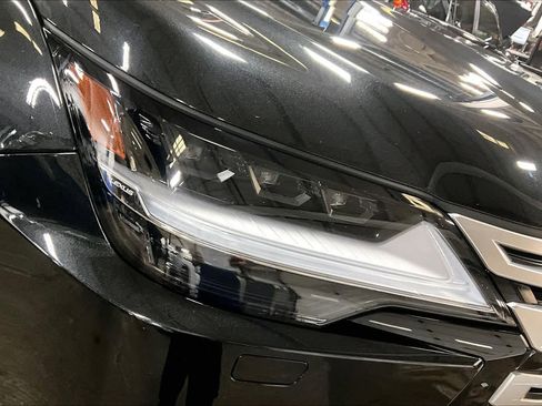 Used 2025 Lexus LX 600 4WD w/ Luxury Package image 26