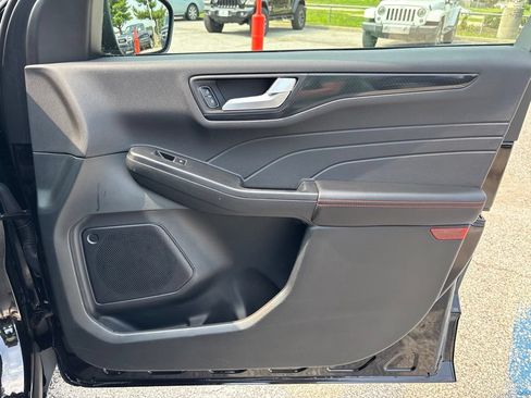 Used 2025 Ford Escape ST-Line FWD image 50