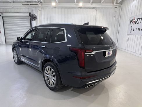 Used 2023 Cadillac XT6 Premium Luxury FWD image 3