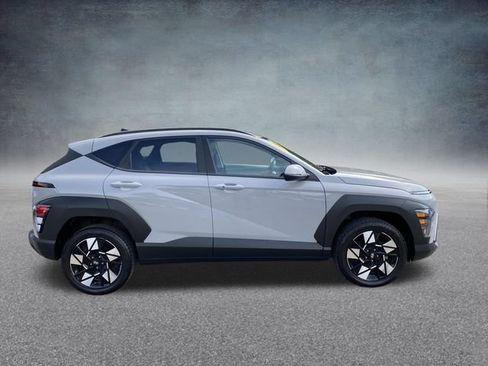 Used 2025 Hyundai Kona SEL AWD/4WD image 22