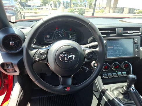 Certified 2023 Toyota GR86 w/ ALL Weather Mat Package (TMS) RWD image 12