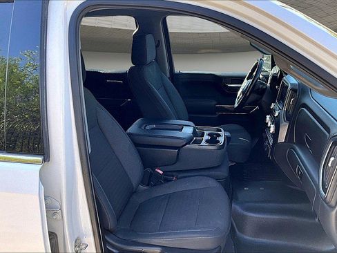 Used 2019 GMC Sierra 1500 SLE w/ SLE Value Package image 7