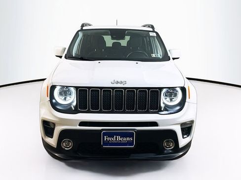 Used 2021 Jeep Renegade Latitude w/ Luxury Group I image 2